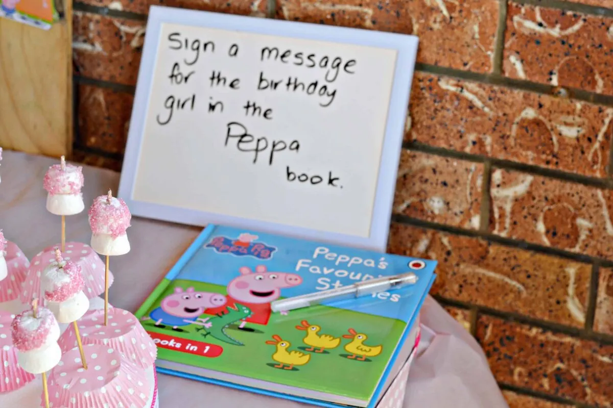 Peppa pig birthday party guest book