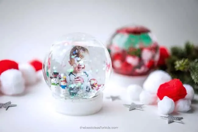 Diy snowglobe