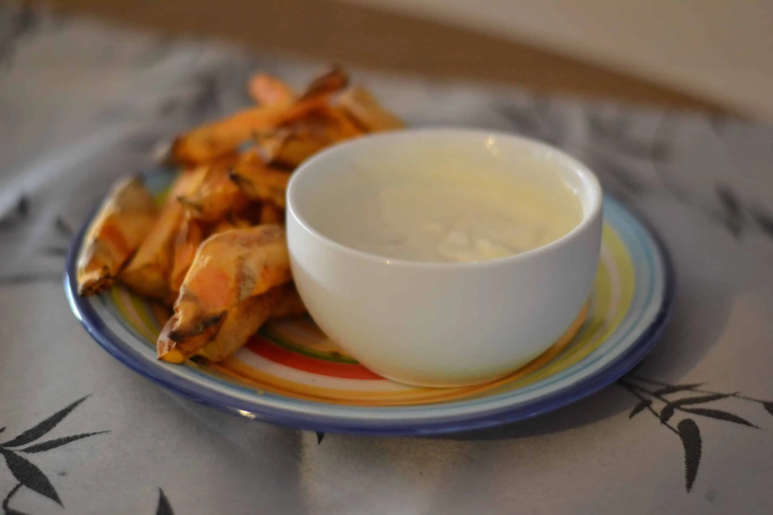 Air fryer sweet potato fries with greek yoghurt dip