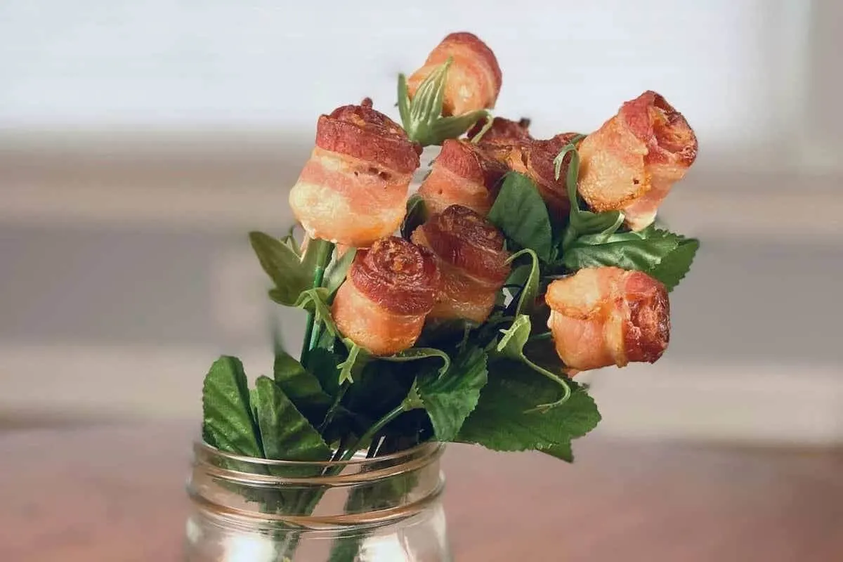 bacon rose bouquet