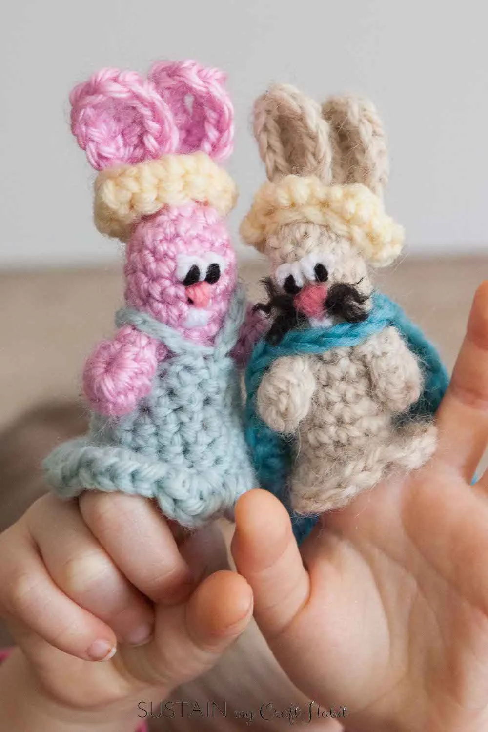 Crochet finger puppet bunnies