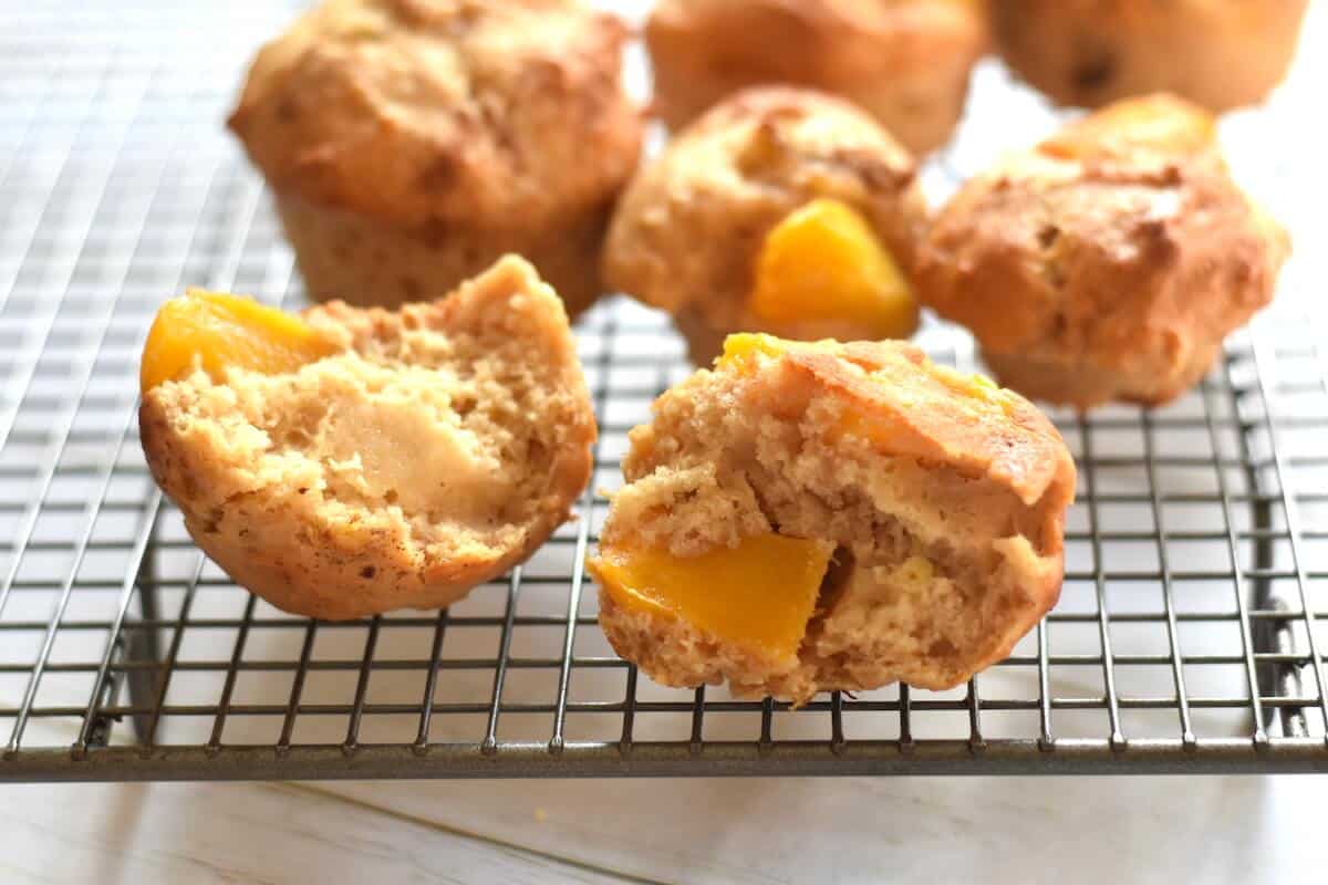 Mango banana yoghurt muffins