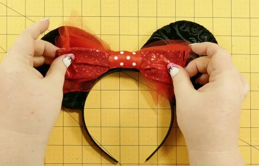 Minnie mouse ears diy