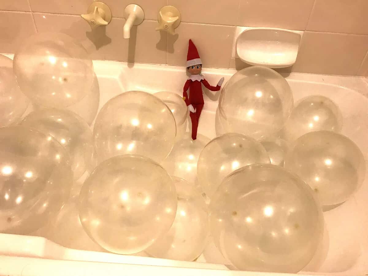 Balloon bubble bath