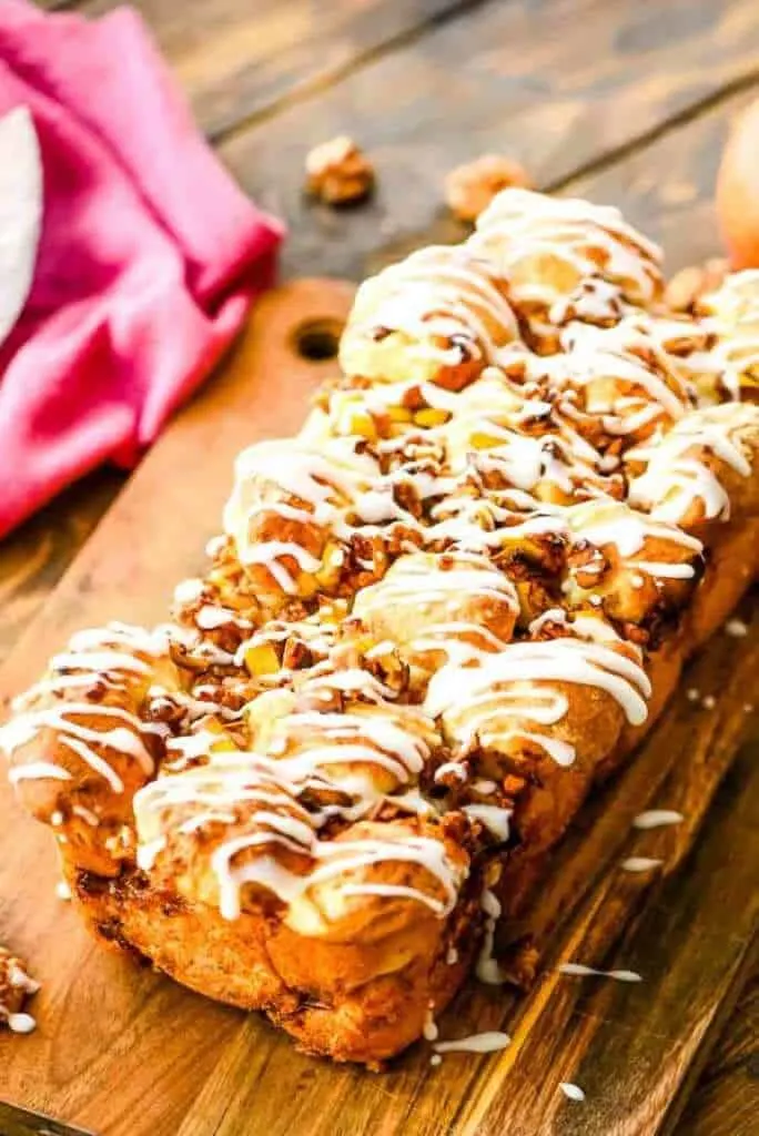 Apple pull apart bread