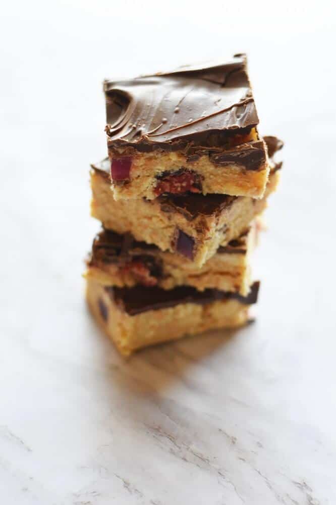 Stacked turkish delight slice pieces