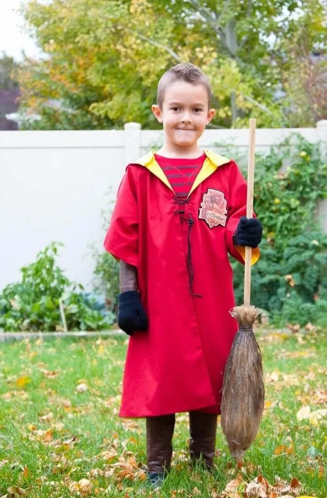 Diy quidditch robe halloween costume.