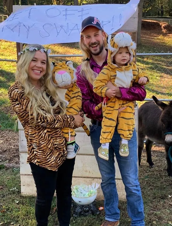 Tiger king family costume diy with baby tigers.
