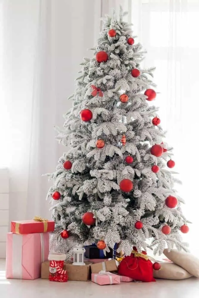 Christmas tree with red ornaments