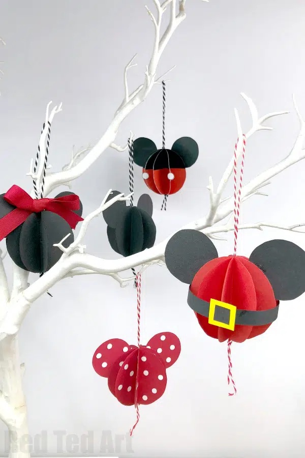 Mickey mouse and minni mouse diy paper ornaments.
