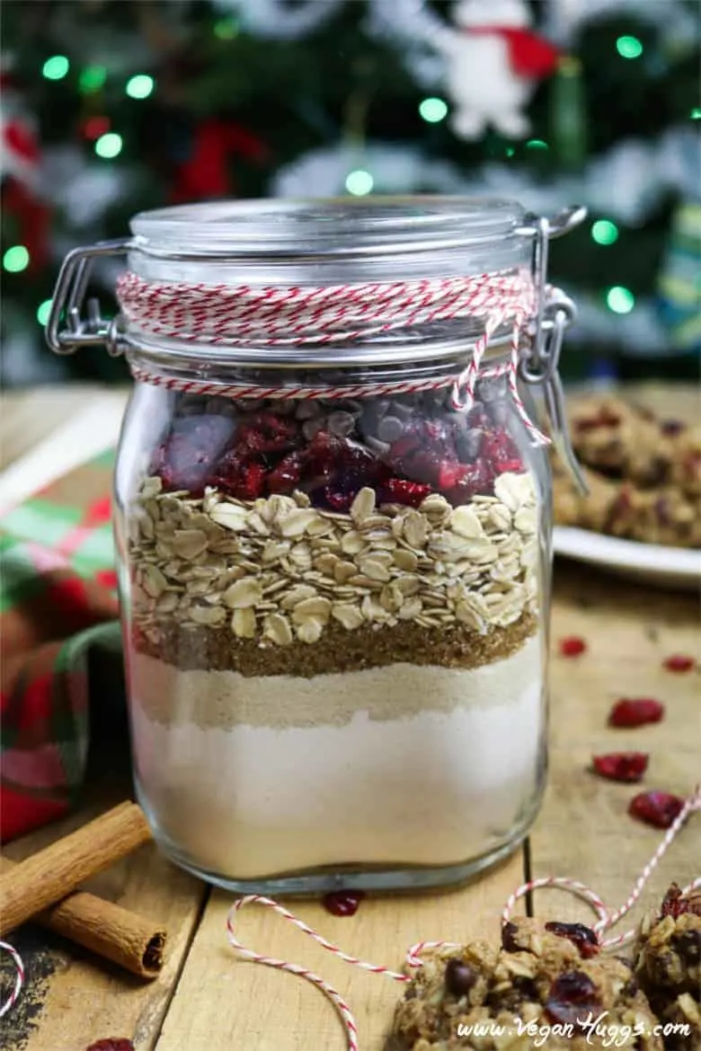 Cookies in a jar christmas gift