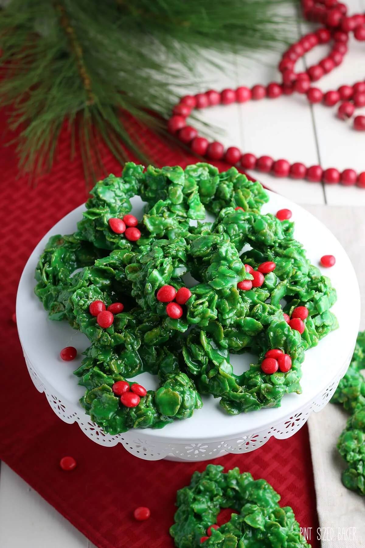 Green cornflake wreath cookies