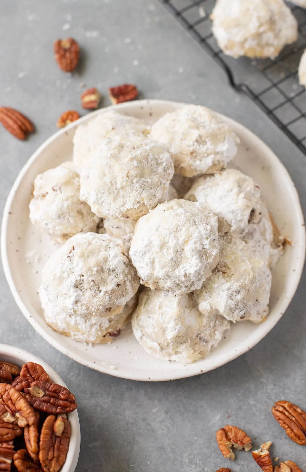 Pecan snowball cookies