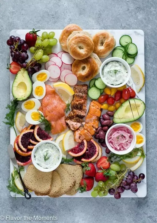 Smoked salmon breakfast platter