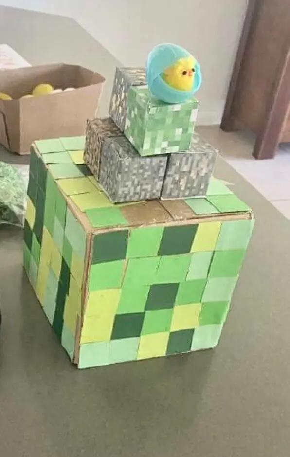 Minecraft easter hat