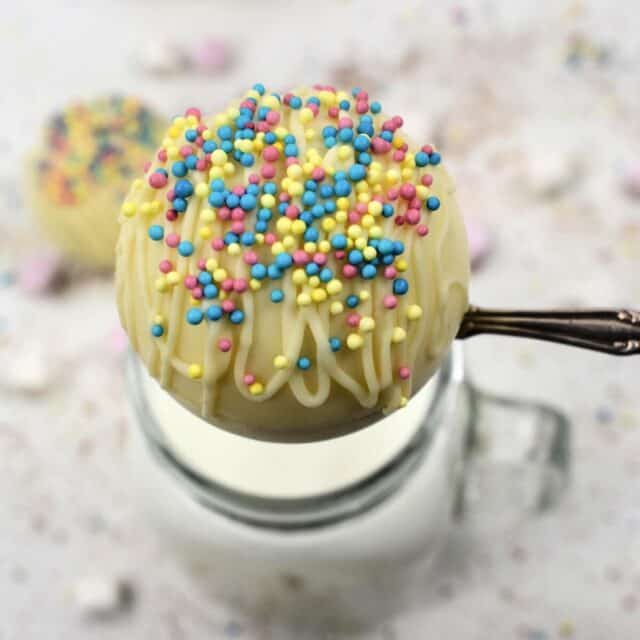 White Chocolate Hot Cocoa Bombs Recipe
