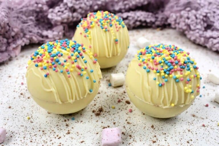 white chocolate hot cocoa bomb recipe