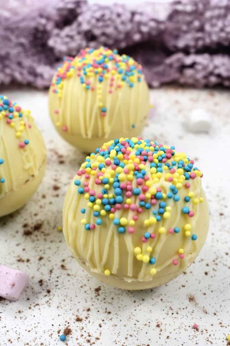 White Chocolate Hot Cocoa Bombs Recipe