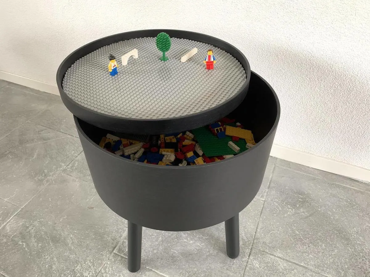 Round lego table with storage