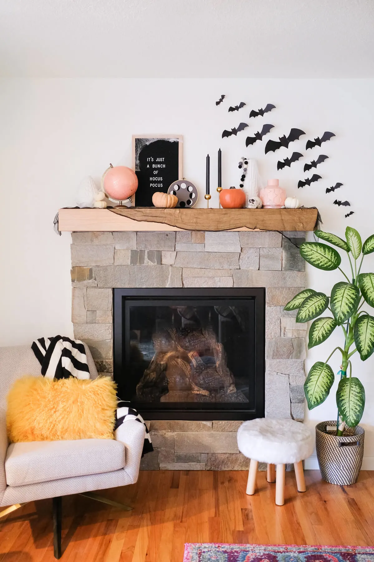 Mantel decor