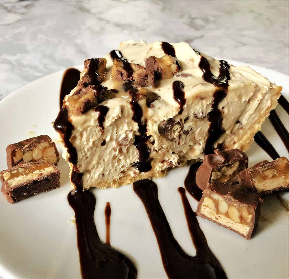 Snickers pie