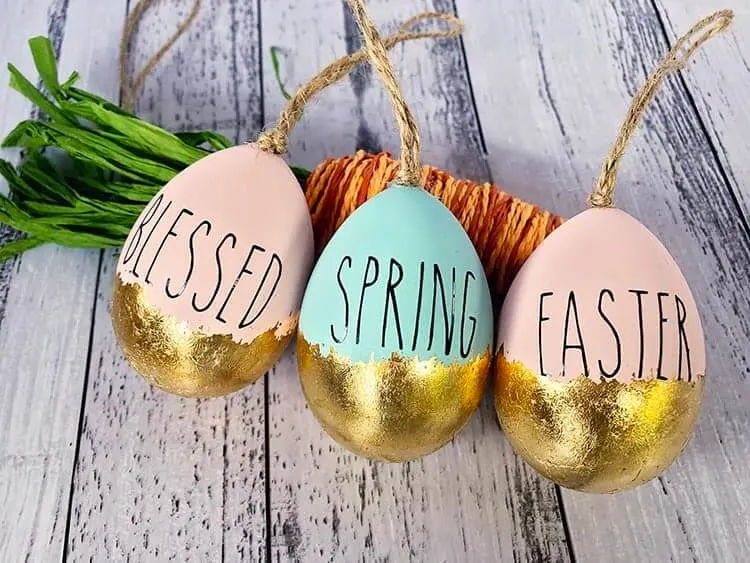 Cricut vinyl decorated easter eggs with gold foil