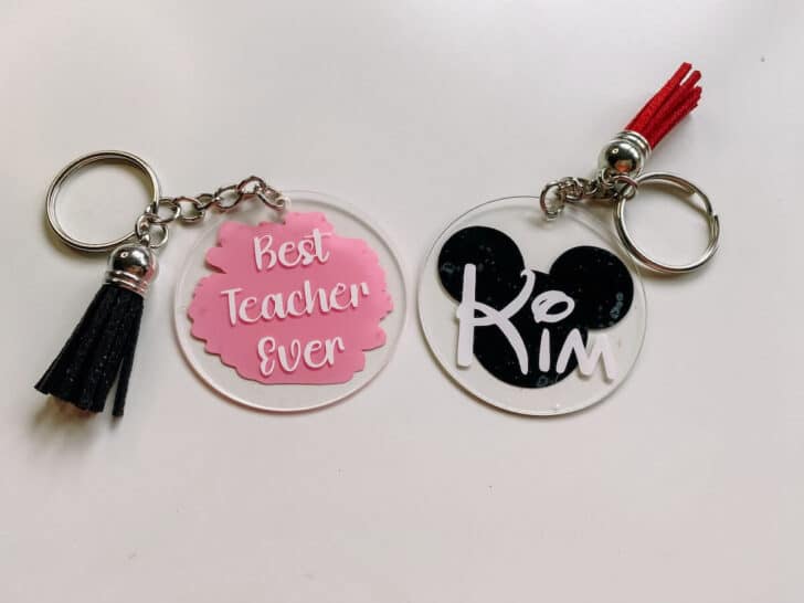 How To Make DIY Acrylic Keychains With Cricut (Step By Step)