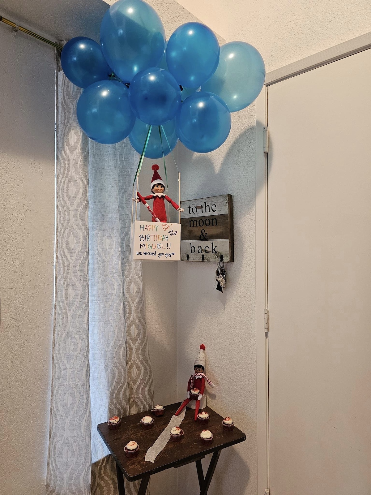 Elf on the shelf birthday balloon arrival.