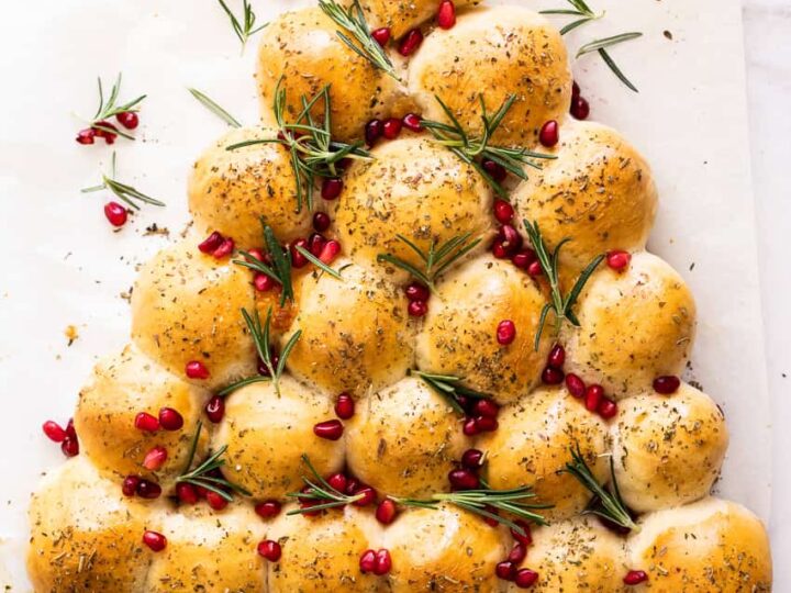 Image for Cheesy Christmas Tree Pull Apart Bread