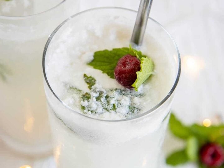 white chirmstas mojito.