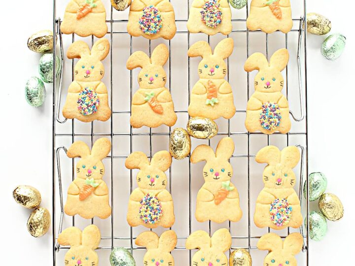 easter bunny cookies.